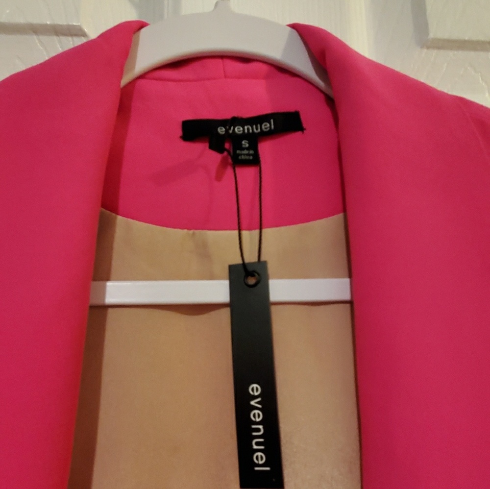 NWT Evenuel blazer size S